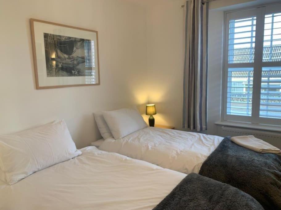 Newly Refurbished Uplyme Getaway Apartamento Exterior foto